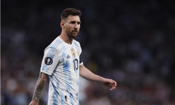 多名消费者投诉飞利浦旗下安全座椅产品宣称免费使用两至四年，期满后却难退款